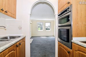 KITCHEN- click for photo gallery
